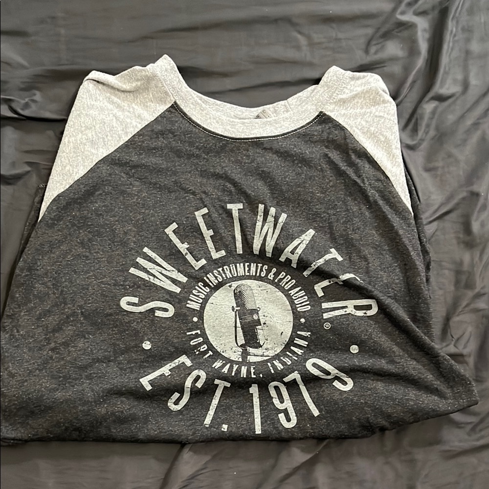 Sweetwater Graphic Raglan Tee